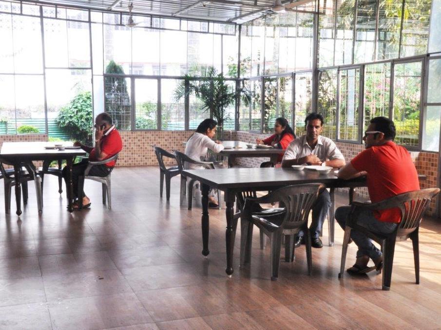 Fabhotel Rr Retreat Dehradun Eksteriør bilde
